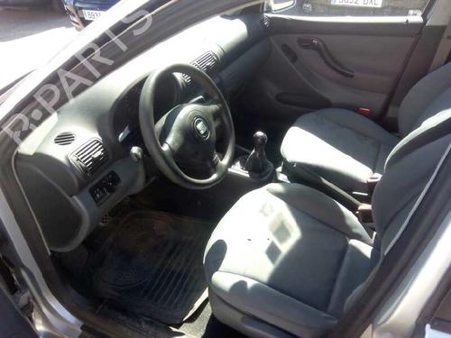 Sikkerhedssele foran højre SEAT LEON (1M1)  | BP21438408I25 