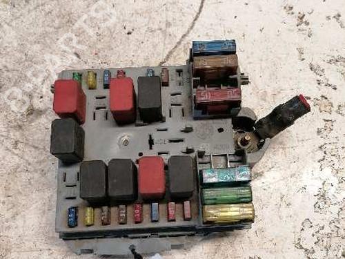 Used Fuse box FIAT STILO (192_) 1.9 D Multijet (100 hp) 21480089