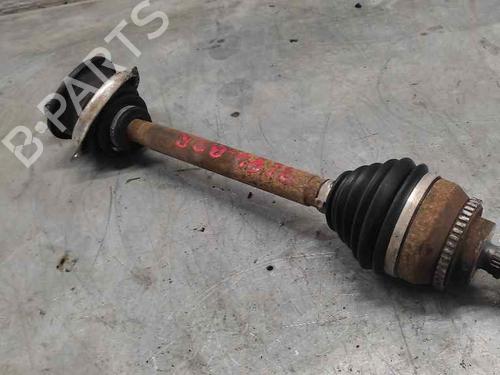 Antriebswelle links vorne für RENAULT MEGANE I Classic (LA0/1_) 1.9 dTi (LA08, LA0N, LA0K) (98 hp) 21409495
