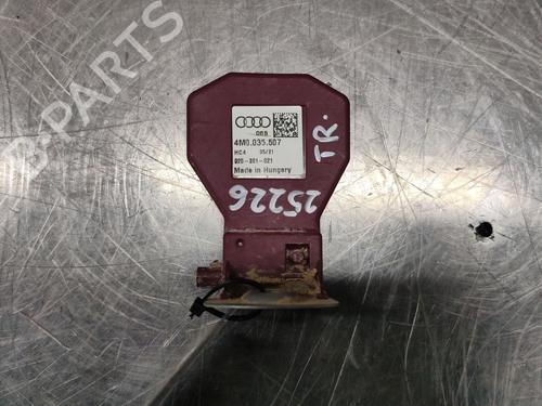 antennabase-audi-q3-f3b-2018-32765658 main image