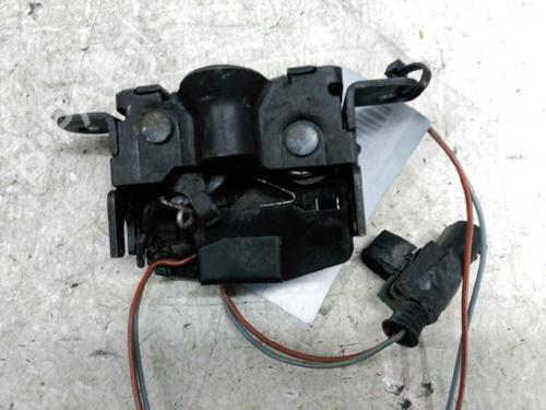 Used Hood lock MERCEDES-BENZ M-CLASS (W163) ML 270 CDI (163.113) (163 hp) 21436643