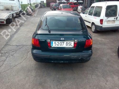 Left rear window switch HYUNDAI ELANTRA III Saloon (XD) 2.0 CRDi | BP21447664I29 