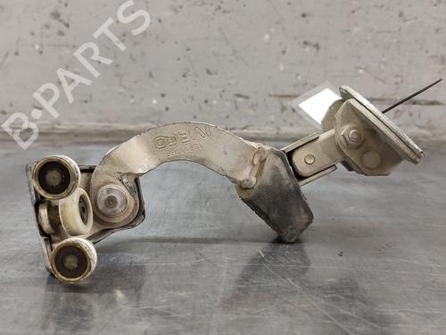 Dørhængsel/Dørbegrænser IVECO DAILY IV Van [2006-2012]  31168929