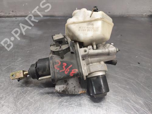 Used Brake master cylinder Brake master cylinder MERCEDES-BENZ E-CLASS (W211) E 270 CDI (211.016) (177 hp) 33571502 33571502