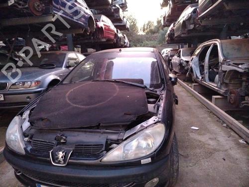 Left front fog light PEUGEOT 206 Hatchback (2A/C) 1.4 i | BP22733988C30 
