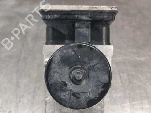 Used ABS pump RENAULT TRAFIC II Van (FL) [2001-2025]  30382524