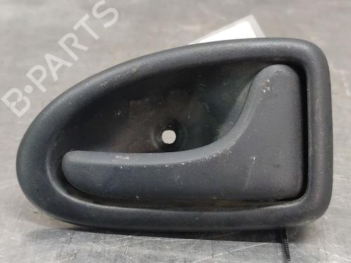 Used Rear right interior door handle RENAULT CLIO II (BB_, CB_) 1.2 (BB0A, BB0F, BB10, BB1K, BB28, BB2D, BB2H, CB0A,... (58 hp) 32011094