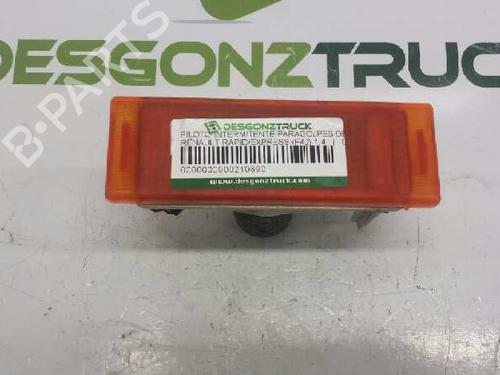 Used Right front indicator RENAULT RAPID Box Body/MPV (F40_, G40_) [1985-2001]  21425463