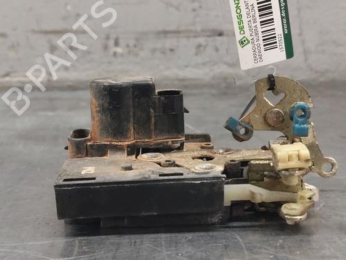 Türschloss rechts vorne für DAEWOO NUBIRA Saloon (J100) 2.0 16V (133 hp) 31147634