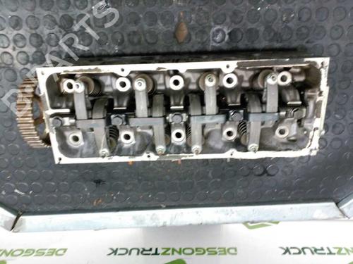 Used Cylinder head RENAULT MEGANE I (BA0/1_) [1995-2004]  21435105