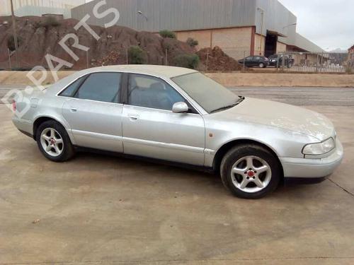 Ruitensproeierpomp AUDI A8 D2 (4D2, 4D8)  | BP21474577E24 