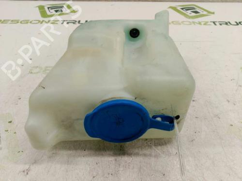 Used Windscreen washer tank SKODA FELICIA I (6U1) [1994-1998]  21432785