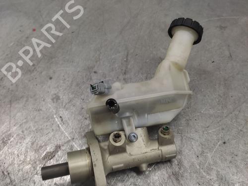 Used Brake master cylinder RENAULT CLIO III (BR0/1, CR0/1) [2005-2014]  24529729
