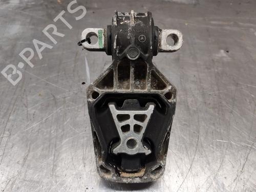 Used Engine mount INFINITI Q30 1.5 D (109 hp) 31042254