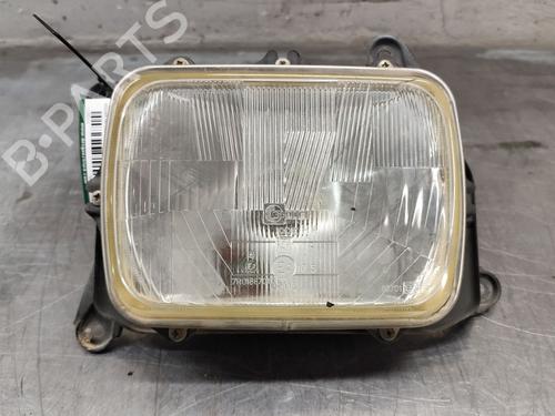 Used Right headlight NISSAN PATROL III/1 Station Wagon (W160) [1979-1989]  31089333