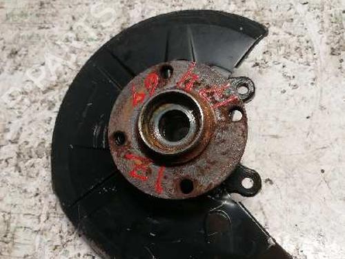 Used Left front steering knuckle AUDI 90 B3 (893, 894, 8A2) [1987-1991]  21477431