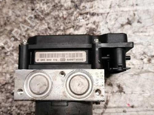 Used ABS pump RENAULT MEGANE II (BM0/1_, CM0/1_) [2001-2012]  21475601