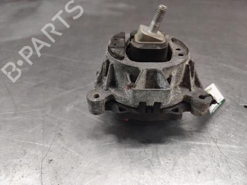 Used Engine mount BMW 3 (F30, F80) 318 d xDrive (143 hp) 32154804