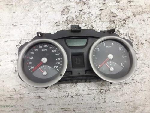 Used Instrument cluster RENAULT MEGANE II Saloon (LM0/1_) [2003-2025]  21439922