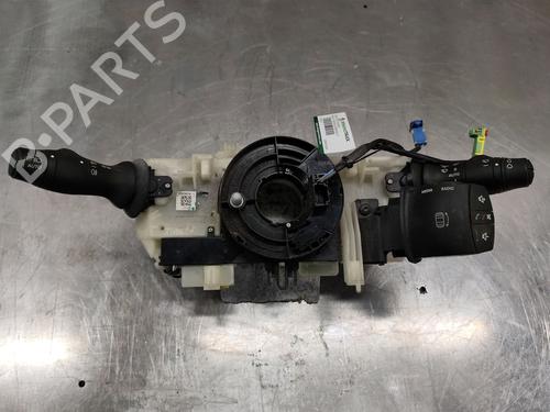 Used Switch RENAULT MEGANE III Hatchback (BZ0/1_, B3_) 1.5 dCi (BZ09, BZ0D, BZ1W, BZ29, BZ14) (110 hp) 30095826