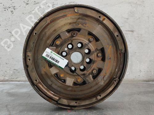 Used Flywheel NISSAN QASHQAI II (J11, J11_) 1.6 dCi (130 hp) 31573776