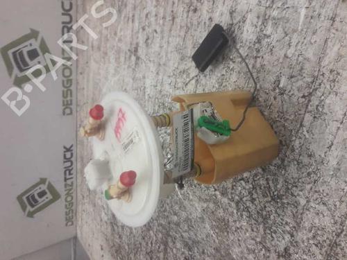 Used Fuel pump RENAULT CLIO III (BR0/1, CR0/1) [2005-2014]  21451901