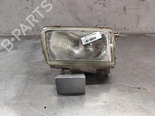 Used Right headlight Right headlight NISSAN NT400 CABSTAR (F24M) 28.12, 32.12, 35.12 (F91AN, F24M) (122 hp) 33905679 33905679
