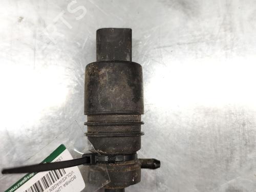 Sprinklervæskepumpe VW PASSAT B5 (3B2) [1996-2001]  29351804