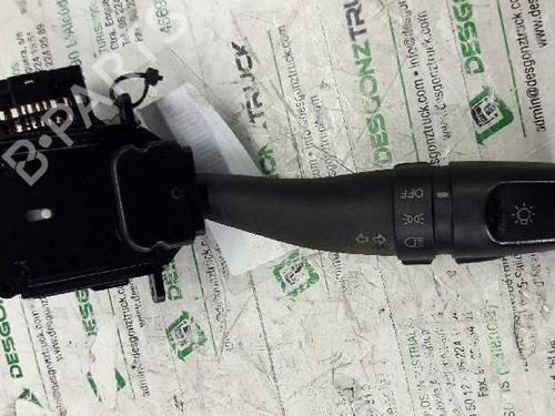 Used Steering column stalk HYUNDAI ELANTRA III Saloon (XD) 2.0 CRDi (113 hp) 21447653