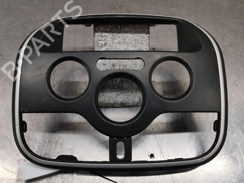 Mittelkonsole RENAULT KANGOO Express (FW0/1_) 1.5 dCi 90 (FW0G, FW05, FW08, FW11) (90 hp) 31147608