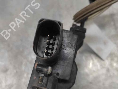 Høyre foran lås SEAT LEON (1M1)  | BP21472395C97 