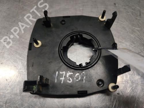 BP21471113C102 main image