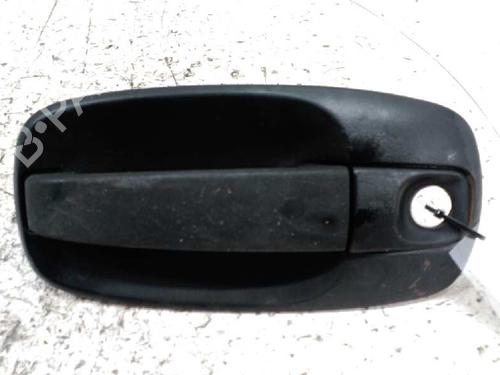 Used Front left exterior door handle NISSAN PRIMASTAR Van (X83) [2002-2025]  21445836