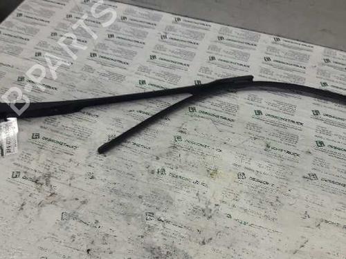Used Front windshield wiper arm SEAT LEON (1P1) [2005-2013]  21452800