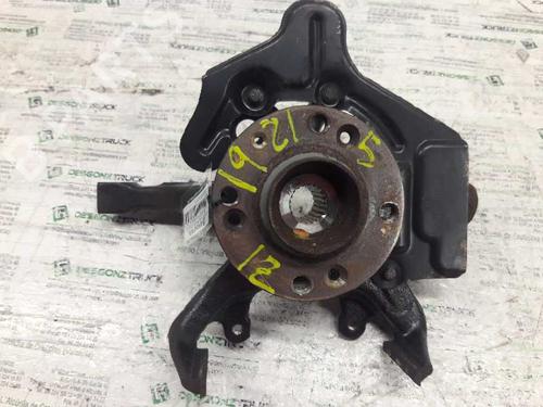 Used Left front steering knuckle VW POLO (6N2) [1999-2001]  21444568