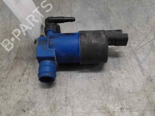 Used Washer pump RENAULT CLIO III (BR0/1, CR0/1) [2005-2014]  21408564