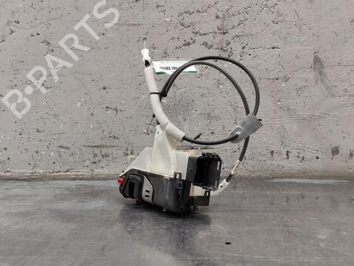 Venstre bagtil lås PEUGEOT 5008 II (MC_, MJ_, MR_, M4_) 1.5 BlueHDi 130 (MCYHZJ, MCYHZR, MCYHZX) (131 hp) 32009139