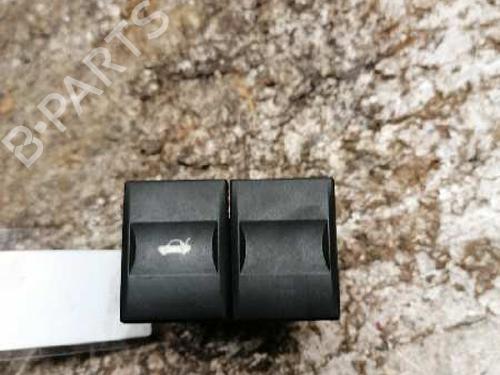 Used Switch FORD MONDEO III (B5Y) [2000-2007]  21474773
