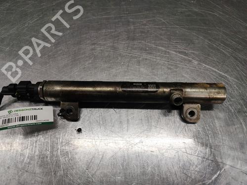 Used Injection rail Injection rail FIAT BRAVO II (198_) 1.4 16V (198AXS1B) (140 hp) 35777282 35777282
