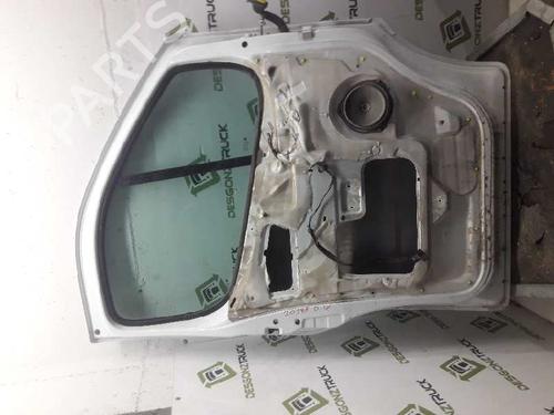 Left front door NISSAN PRIMASTAR Bus (X83) dCi 120 | BP22907447C2 