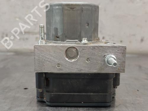 Used ABS pump MERCEDES-BENZ GLA-CLASS (X156) GLA 200 (156.943) (156 hp) 31216168