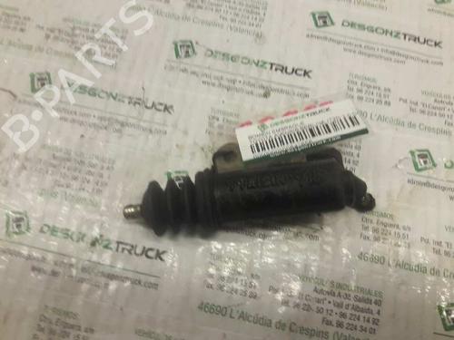 Used Clutch slave cylinder TOYOTA AVENSIS (_T22_) [1997-2003]  21469352