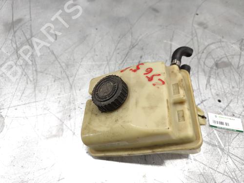 Used Power steering reservoir PEUGEOT PARTNER MPV (5_, G_) [1996-2025]  28602546