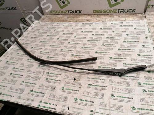 Front windshield wiper arm VW GOLF PLUS V (5M1, 521)  | BP21473506C143 