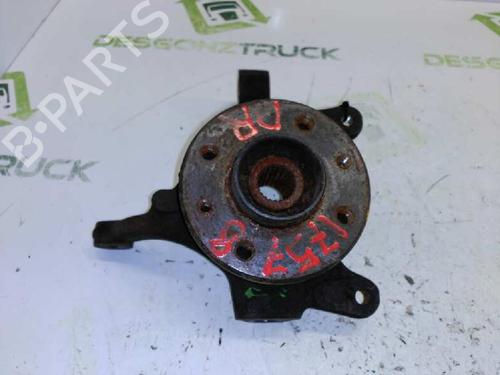 Used Right front steering knuckle RENAULT LAGUNA I (B56_, 556_) [1993-2002]  21425002