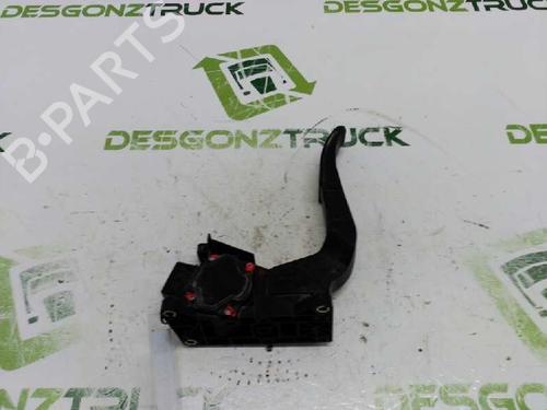 Used Pedal MERCEDES-BENZ VITO Van (W638) [1997-2003]  21428304