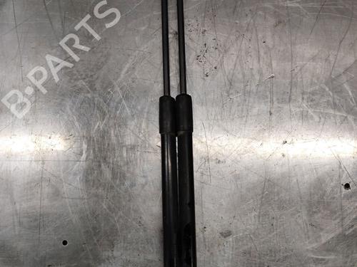 Używane Siłownik klapy tylnej / bagażnika VW POLO V (6R1, 6C1) 1.6 TDI (90 hp) 29935036