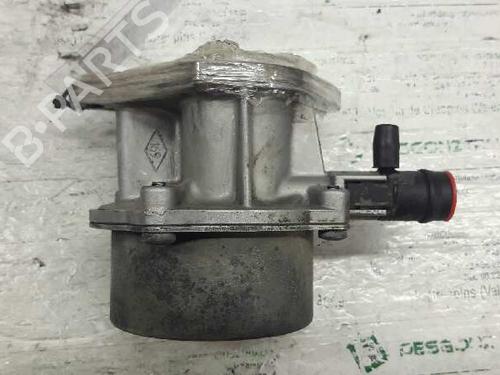 Used Vacuum pump RENAULT MEGANE I Classic (LA0/1_) 1.9 D (LA0A, LA0U, LA0R) (64 hp) 21494768