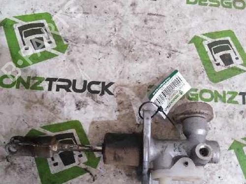 Used Clutch slave cylinder NISSAN CABSTAR (F24M, F24W) [2006-2013]  21480804