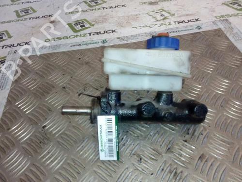 Used Brake master cylinder Brake master cylinder IVECO DAILY II Platform/Chassis [1989-1999] 40063823 40063823